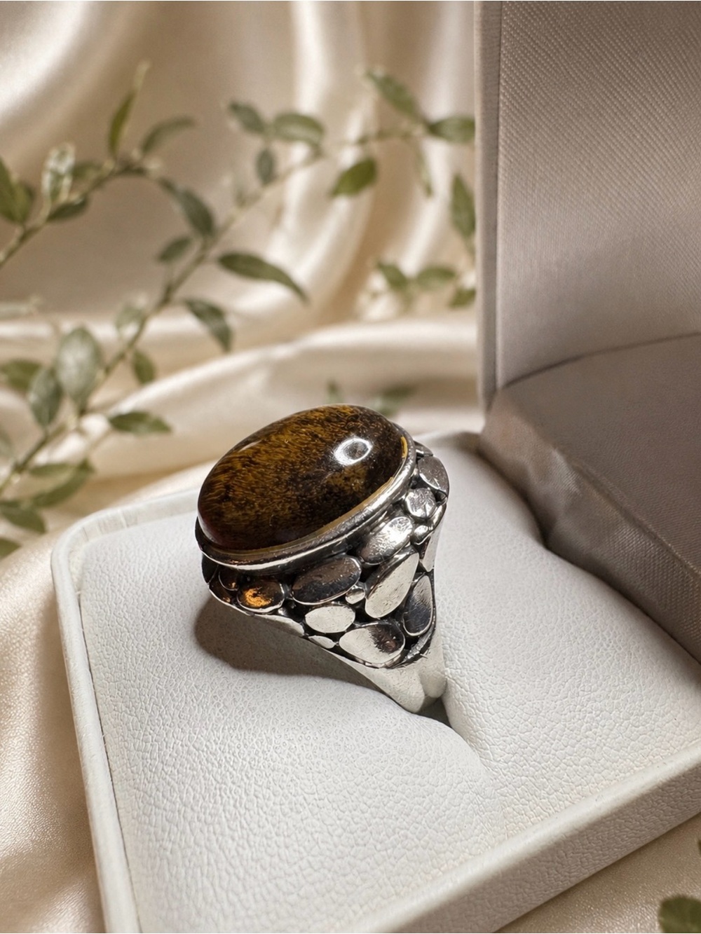 Ring Sterling Silver Tiger's Eye Cabochon Geometric Setting Artesian